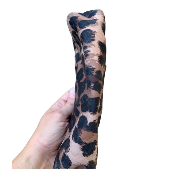 Juicy Couture leopard print makeup case small - Picture 3 of 5